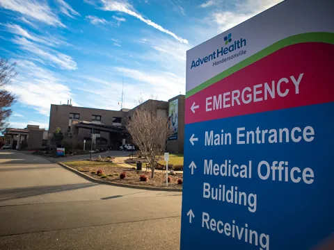 AdventHealth Hendersonville Adjusts Visiting Hours and Restrictions Due to Omicron Surge